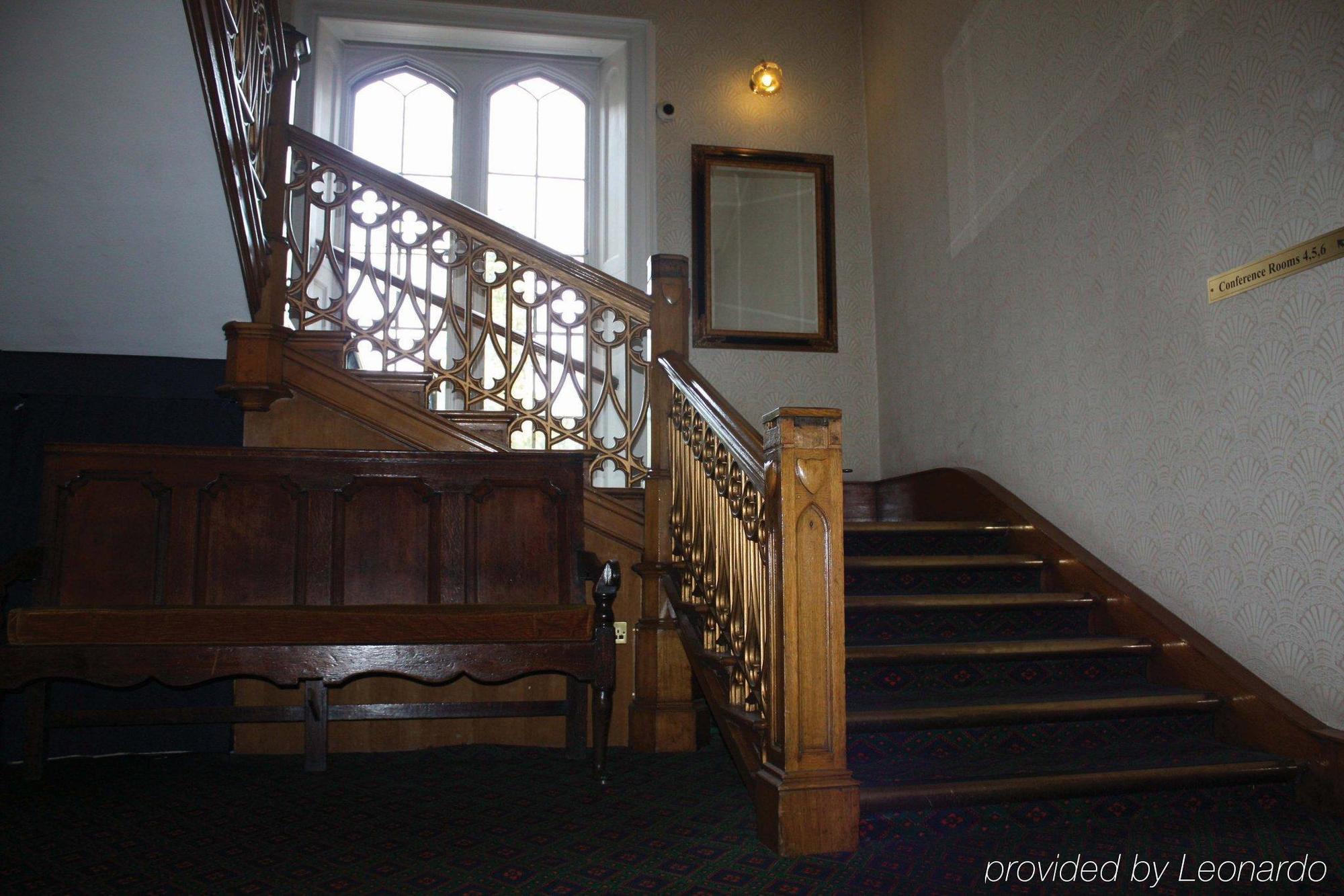 Studley Castle 호텔 내부 사진